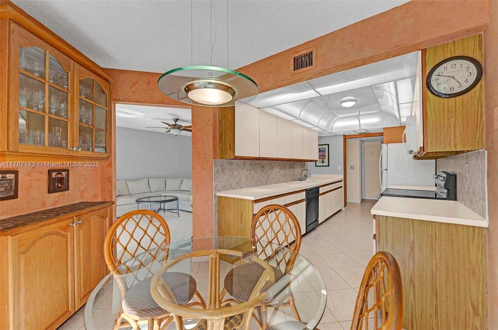 Small Image of 1470 SHERIDAN ST #22C, Hollywood Number 5