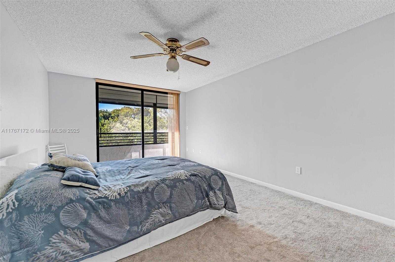 Small Image of 1470 SHERIDAN ST #22C, Hollywood Number 9