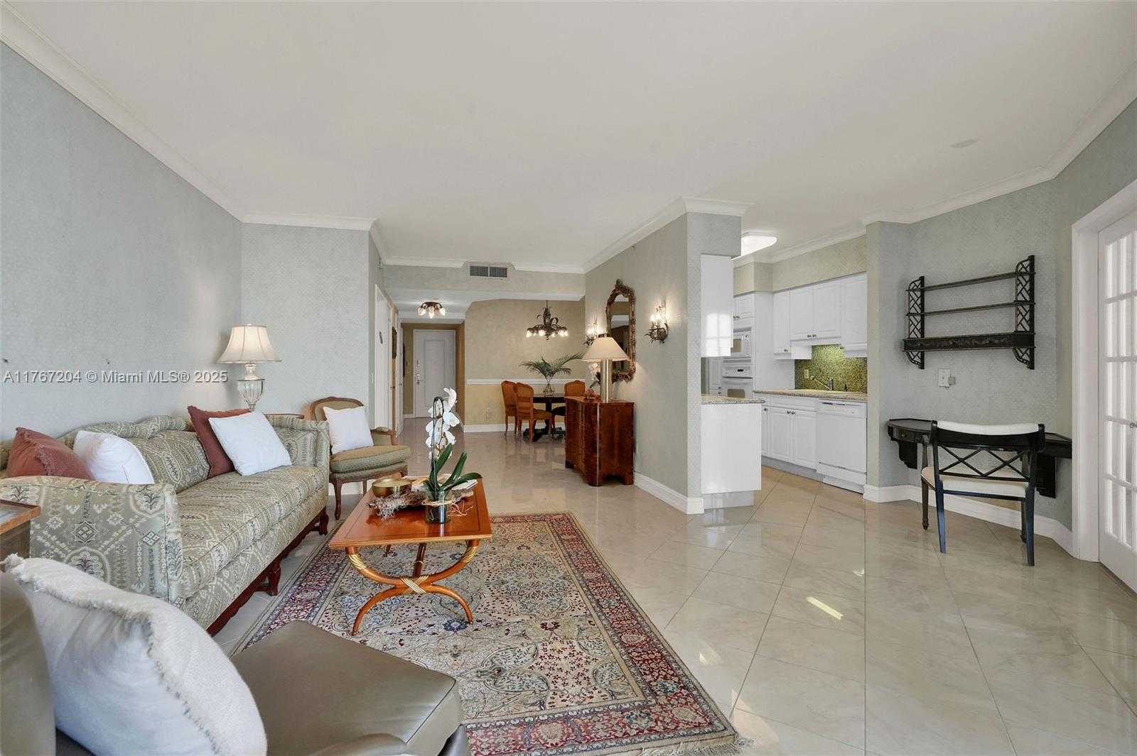Small Image of 4779 COLLINS AVE #804, Miami Beach Number 12