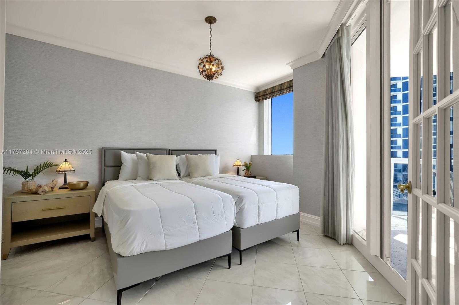 Small Image of 4779 COLLINS AVE #804, Miami Beach Number 18