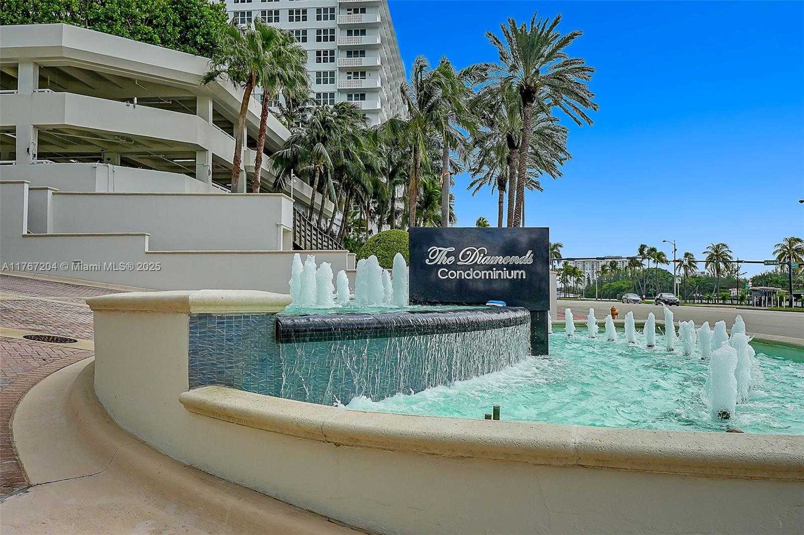 Small Image of 4779 COLLINS AVE #804, Miami Beach Number 32