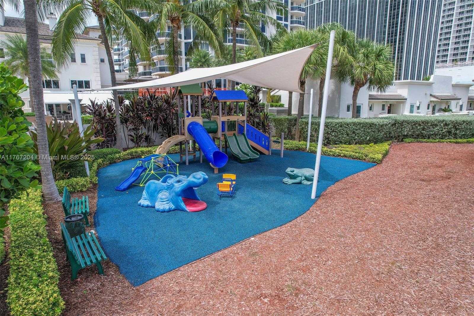 Small Image of 4779 COLLINS AVE #804, Miami Beach Number 43