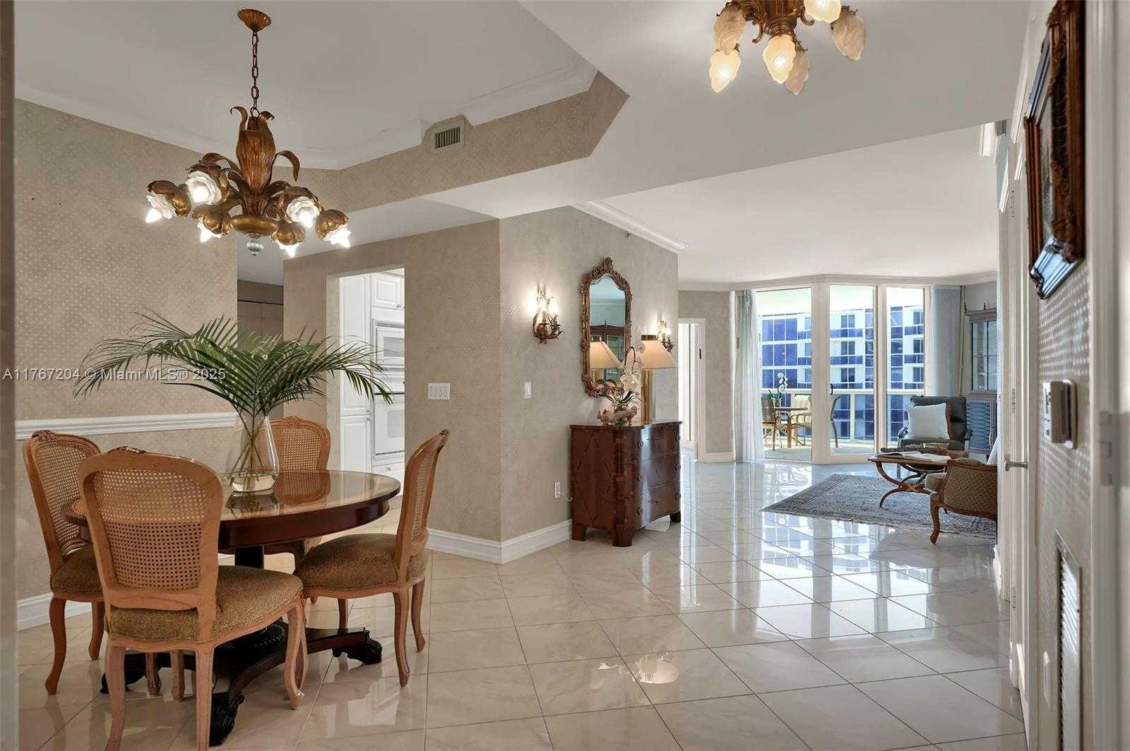 Small Image of 4779 COLLINS AVE #804, Miami Beach Number 8