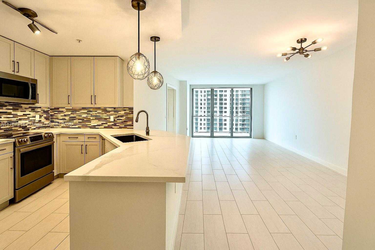 Small Image of 801 BRICKELL KEY BLVD #908, Miami Number 2