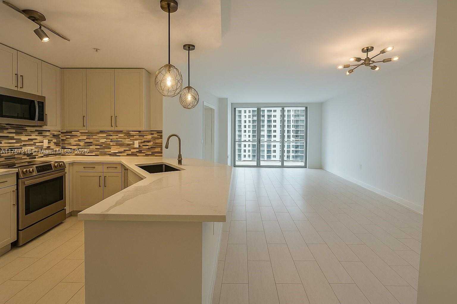 Small Image of 801 BRICKELL KEY BLVD #908, Miami Number 27
