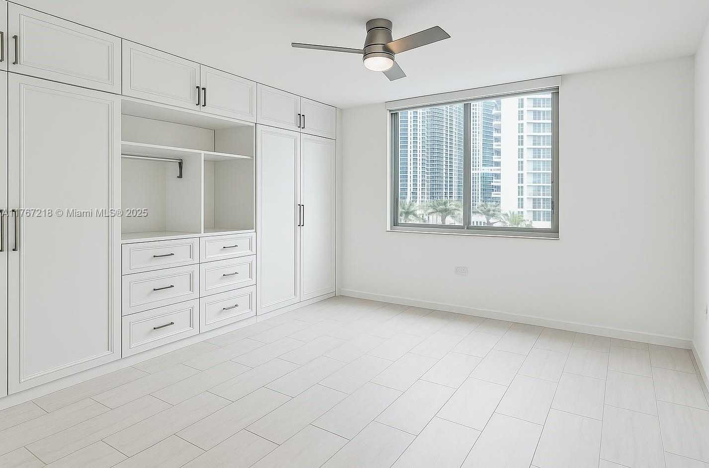 Small Image of 801 BRICKELL KEY BLVD #908, Miami Number 7