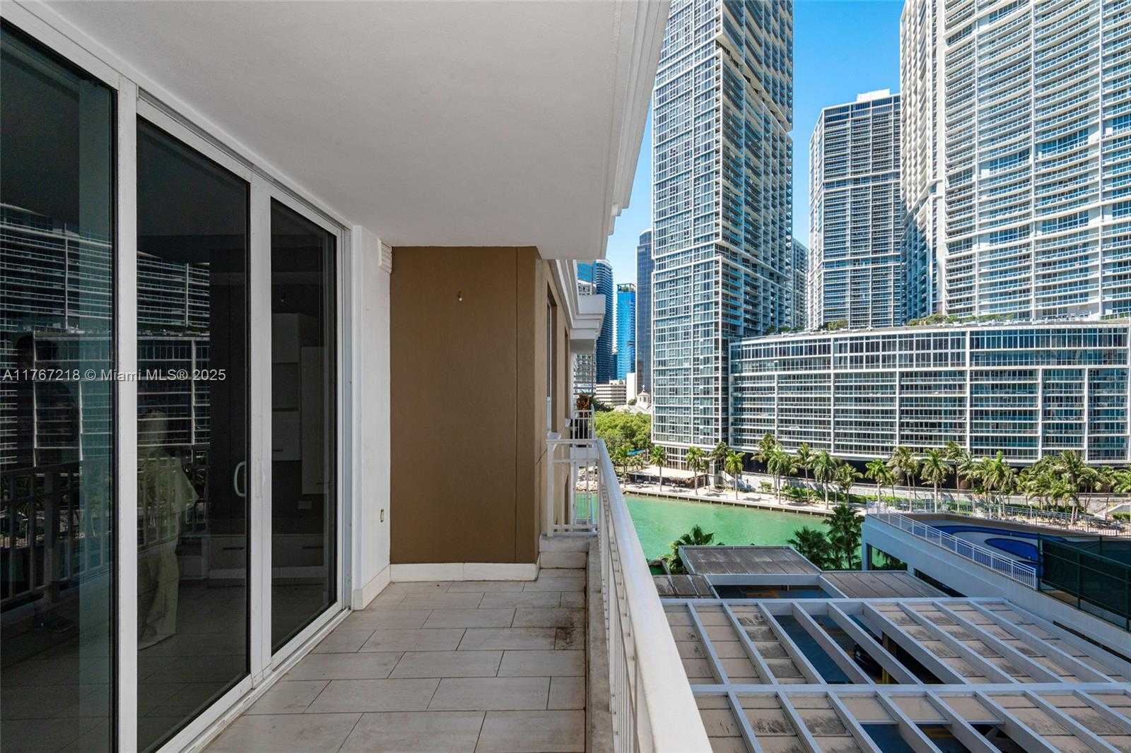 Small Image of 801 BRICKELL KEY BLVD #908, Miami Number 9