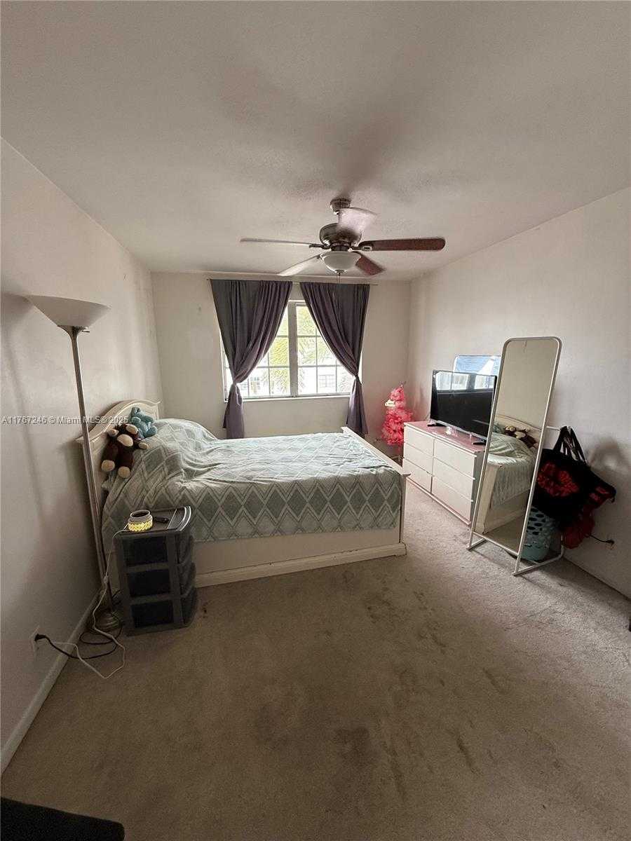 Small Image of 1801 NORTH EAST 62ND ST #130, Fort Lauderdale Number 18