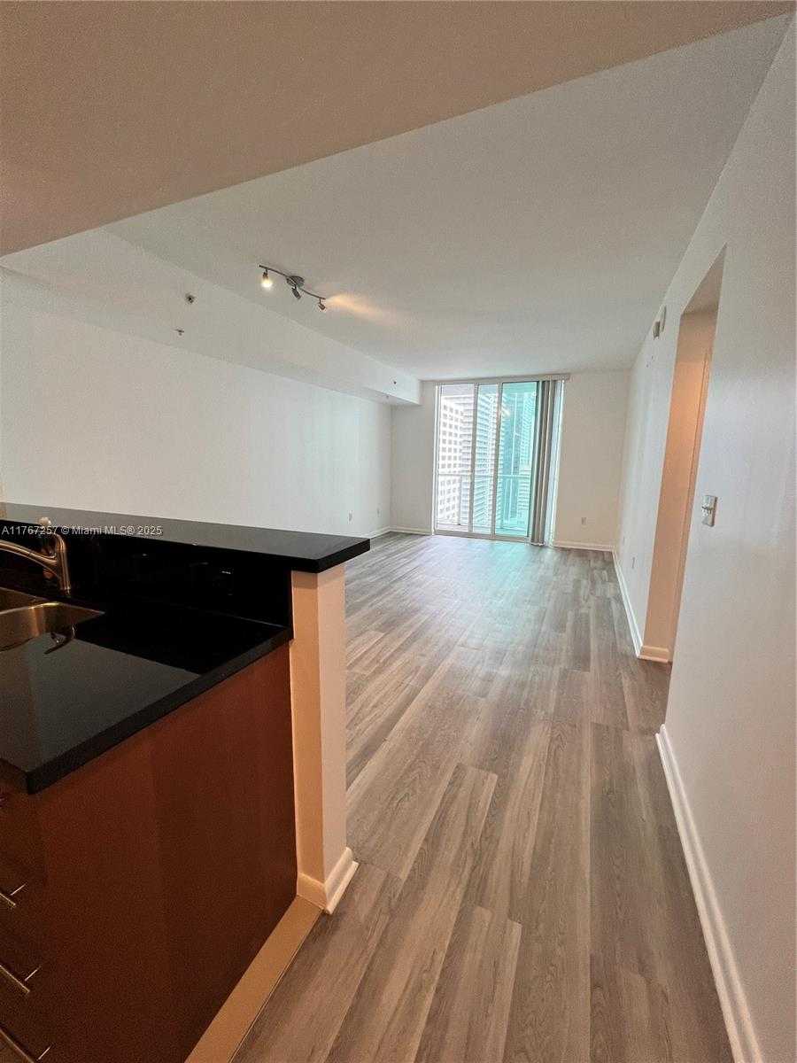 Small Image of 244 BISCAYNE BLVD #2609, Miami Number 2