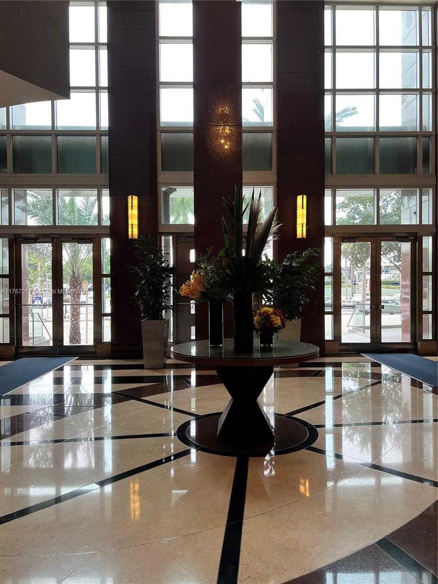 Small Image of 244 BISCAYNE BLVD #2609, Miami Number 22