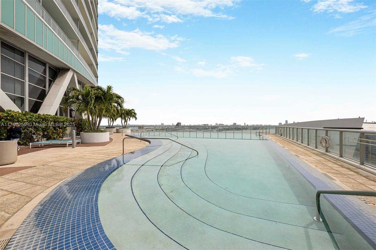 Small Image of 888 BISCAYNE BLVD #4306, Miami Number 14