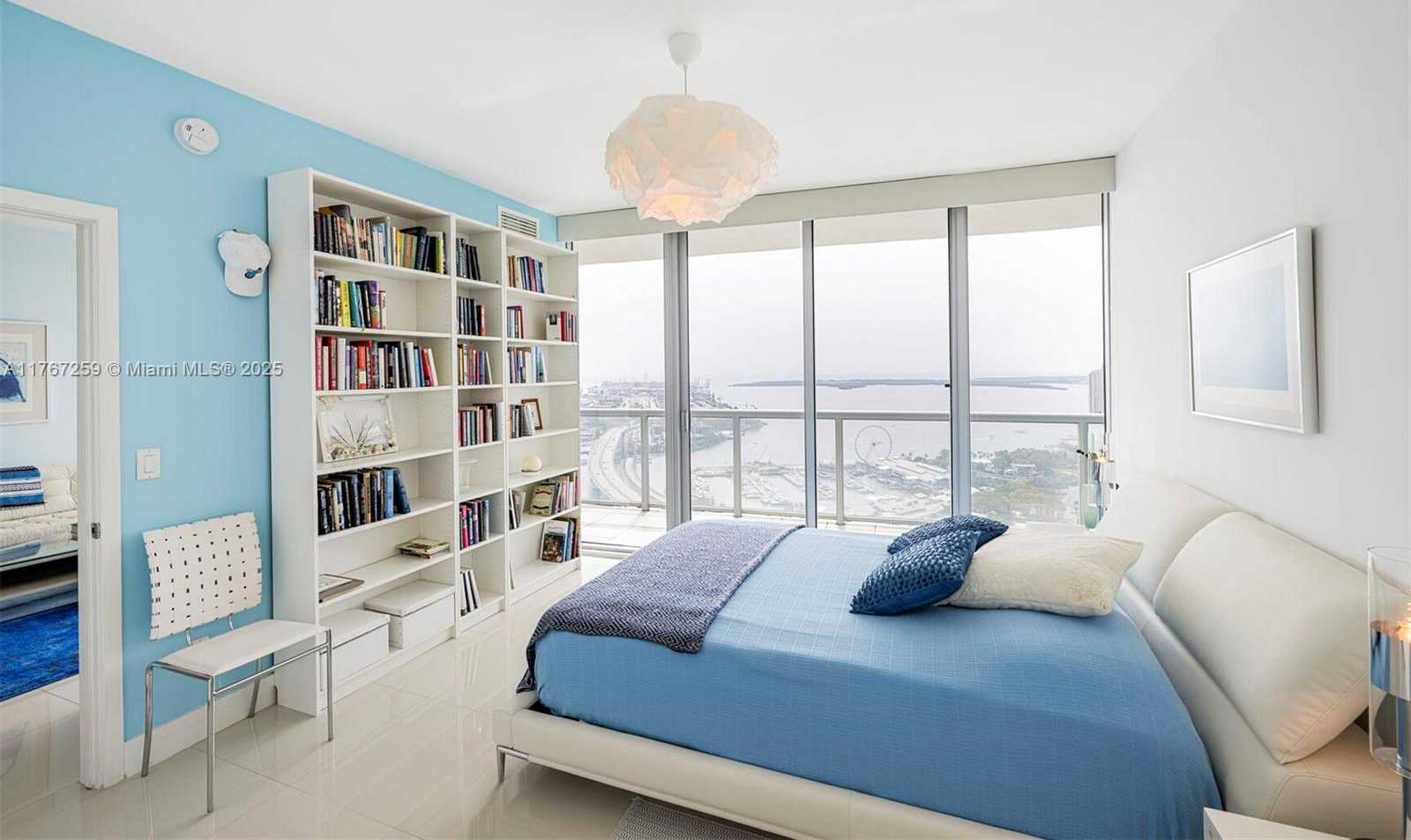 Small Image of 888 BISCAYNE BLVD #4306, Miami Number 5
