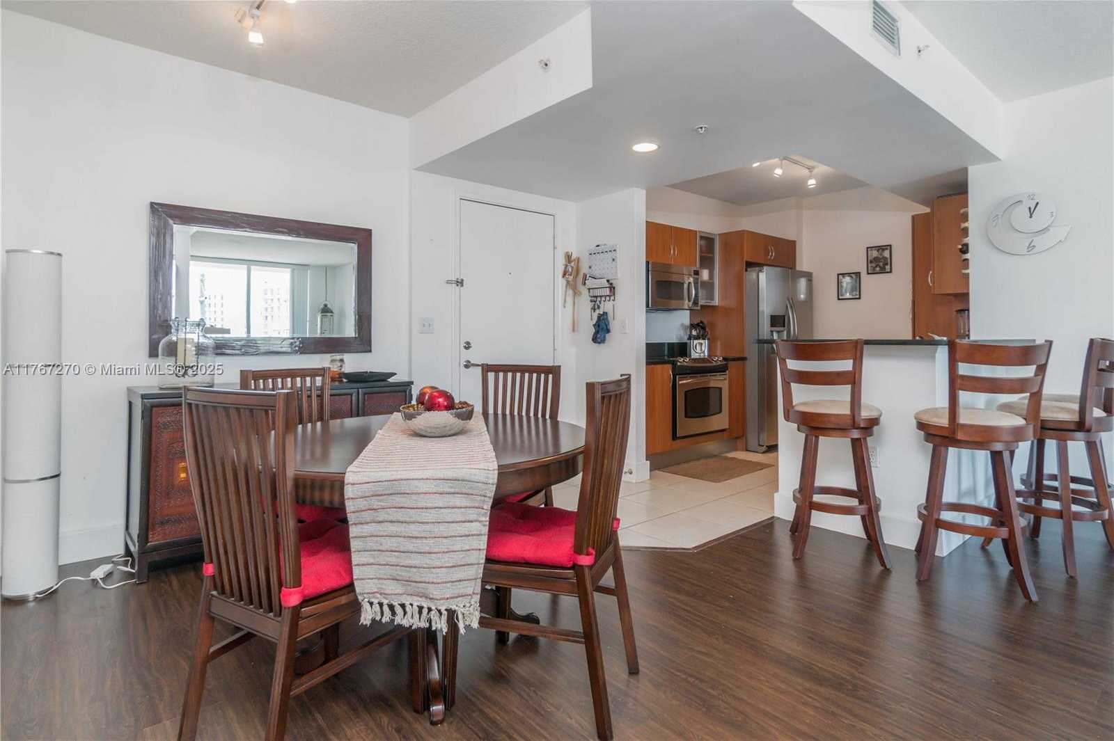 Small Image of 18800 NORTH EAST 29TH AVE #613, Aventura Number 9
