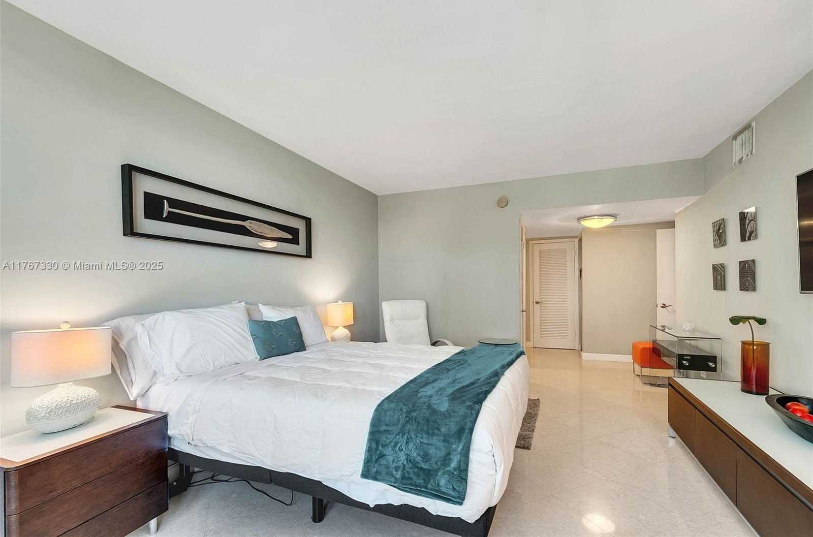 Small Image of 2301 COLLINS AVE #408, Miami Beach Number 12