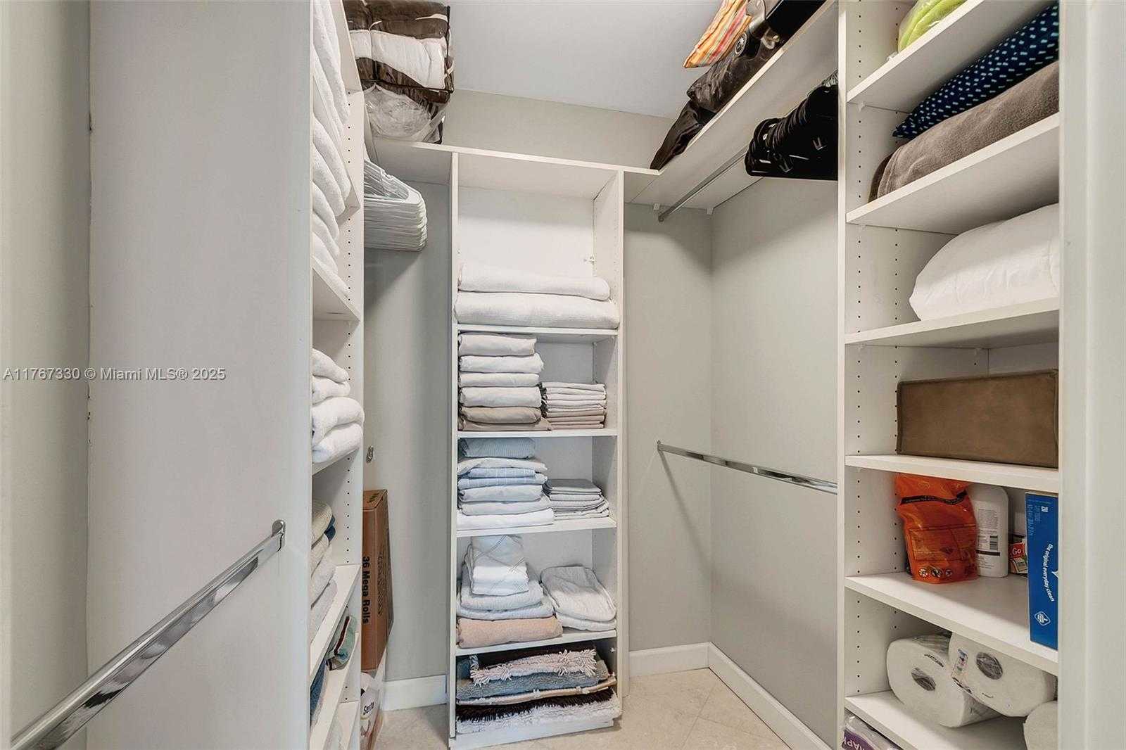 Small Image of 2301 COLLINS AVE #408, Miami Beach Number 16
