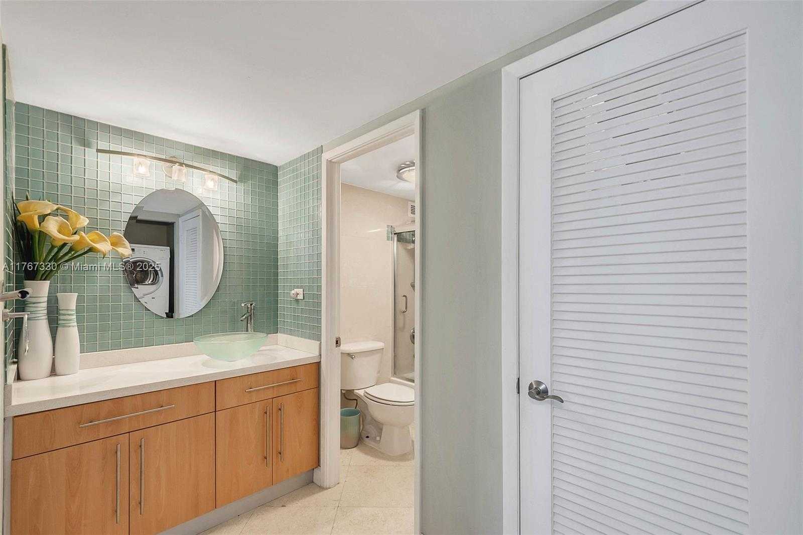 Small Image of 2301 COLLINS AVE #408, Miami Beach Number 17