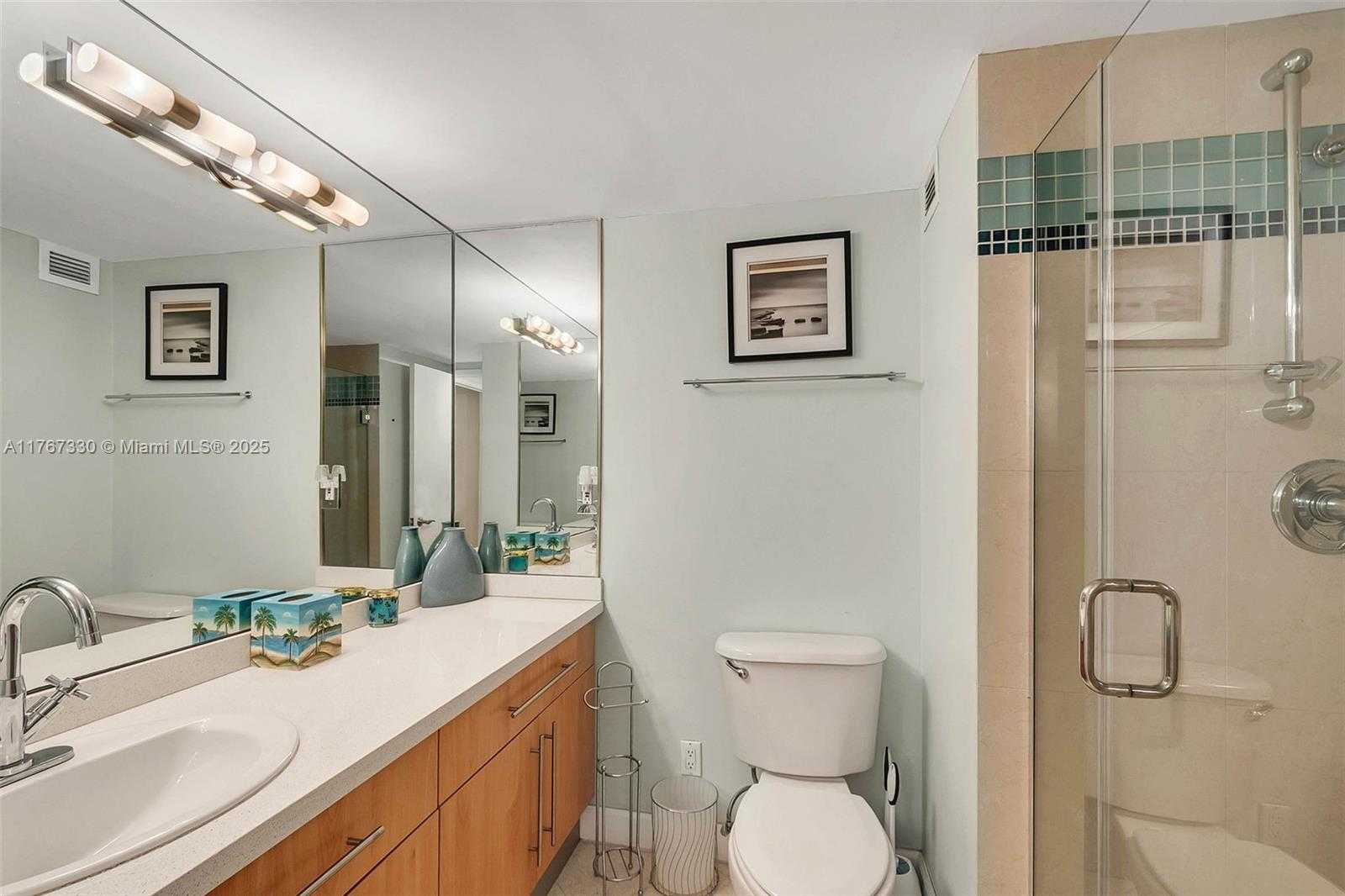 Small Image of 2301 COLLINS AVE #408, Miami Beach Number 22