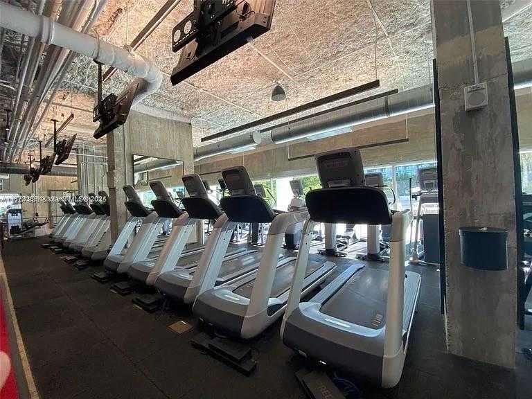 Small Image of 2301 COLLINS AVE #408, Miami Beach Number 38