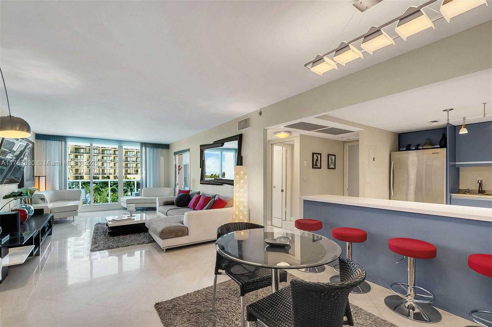 Small Image of 2301 COLLINS AVE #408, Miami Beach Number 4