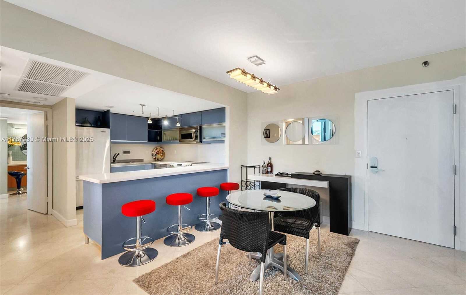 Small Image of 2301 COLLINS AVE #408, Miami Beach Number 9