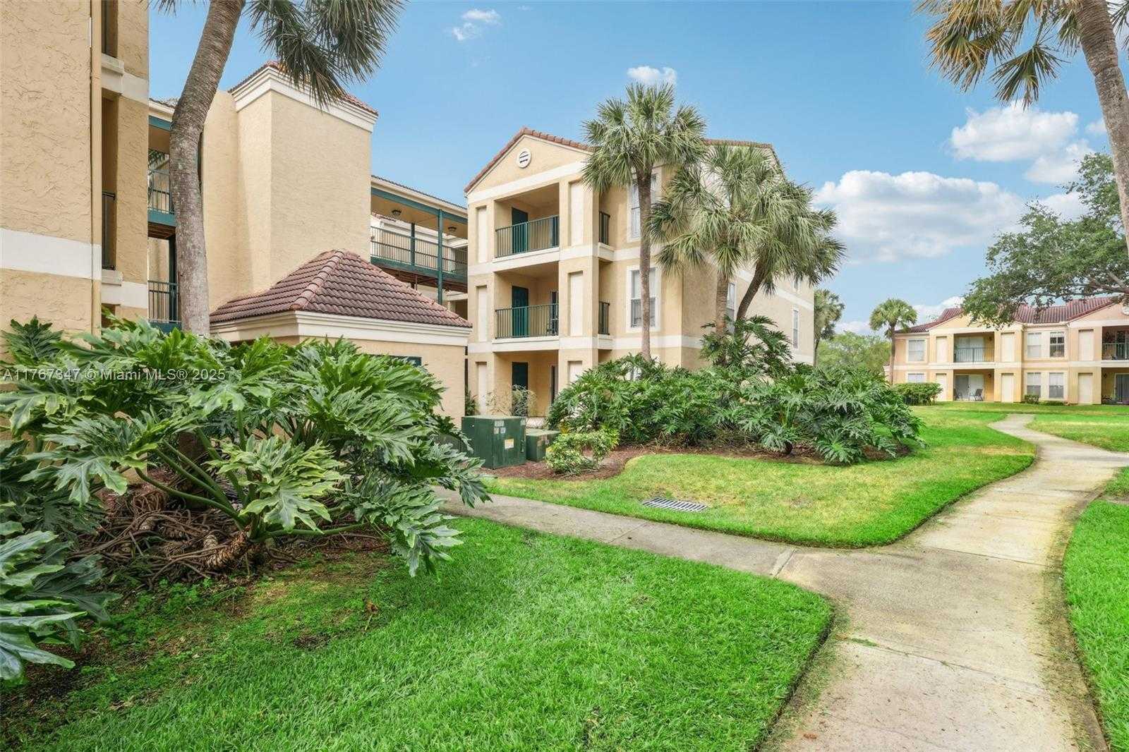 Small Image of 733 RIVERSIDE DR #1217, Coral Springs Number 23