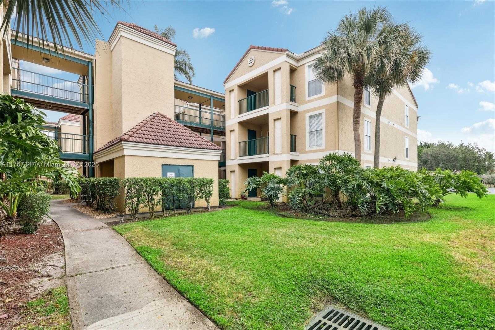 Small Image of 733 RIVERSIDE DR #1217, Coral Springs Number 25