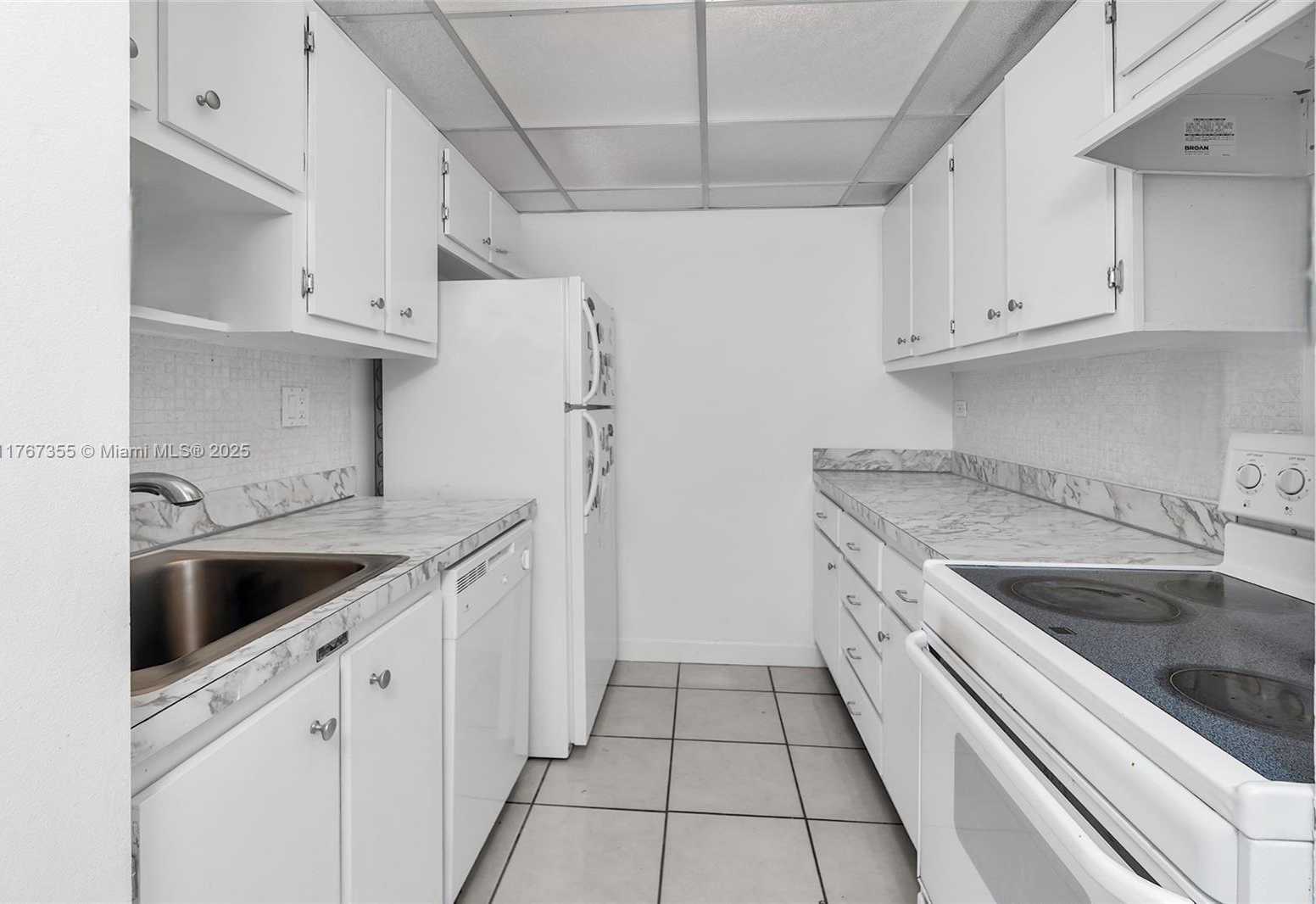Small Image of 251 174TH ST #2115, Sunny Isles Beach Number 14