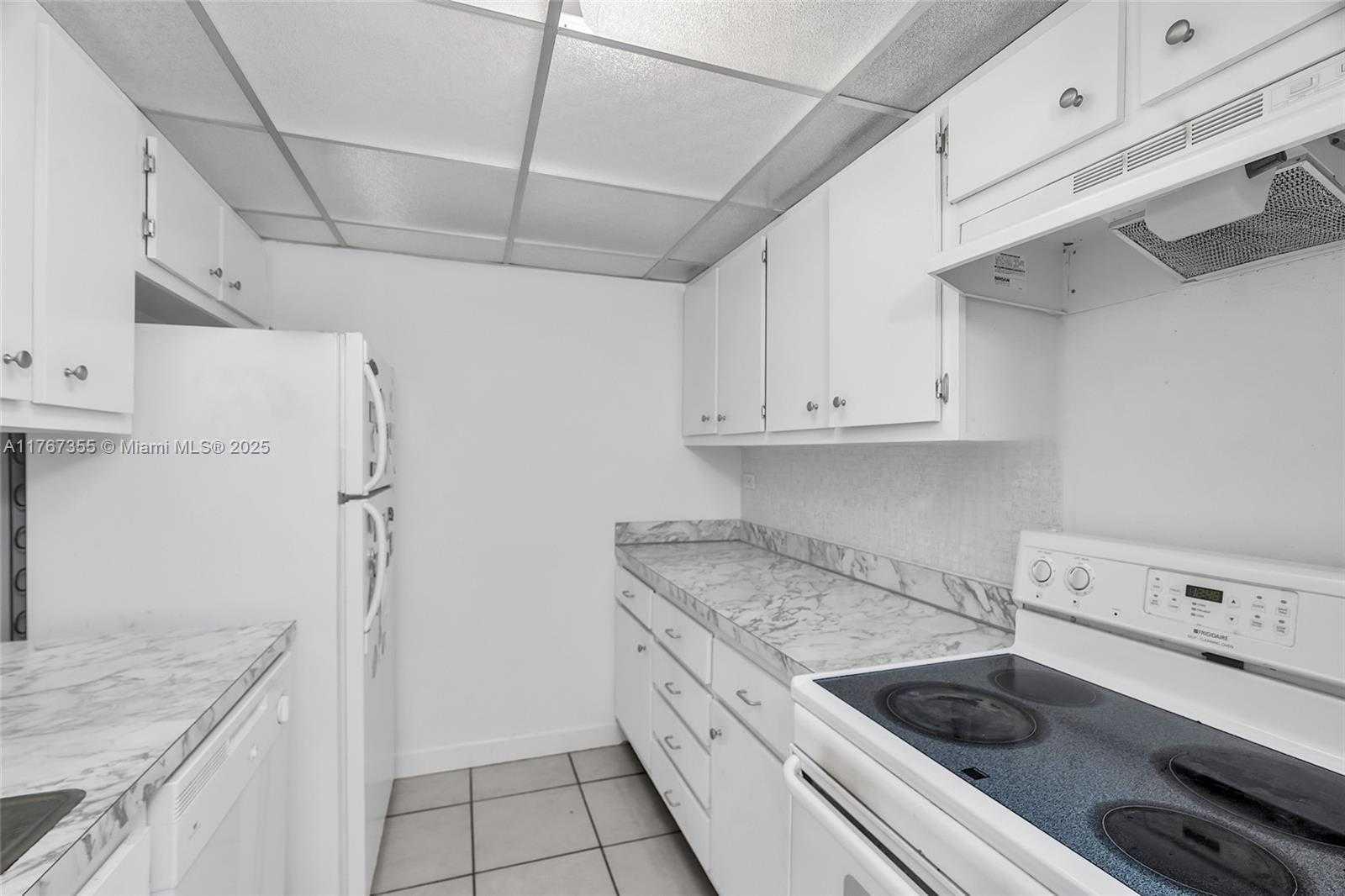 Small Image of 251 174TH ST #2115, Sunny Isles Beach Number 15