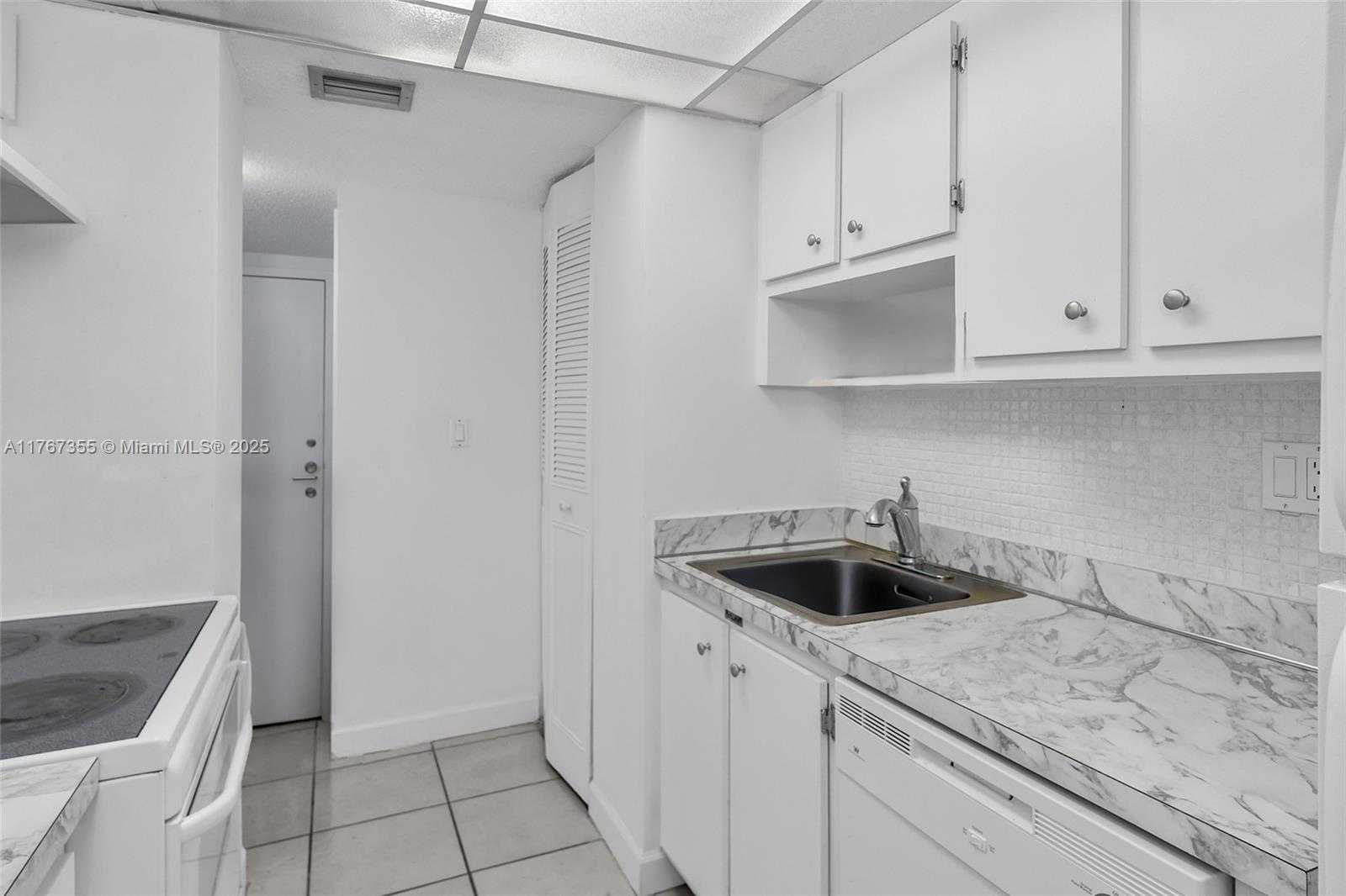 Small Image of 251 174TH ST #2115, Sunny Isles Beach Number 16