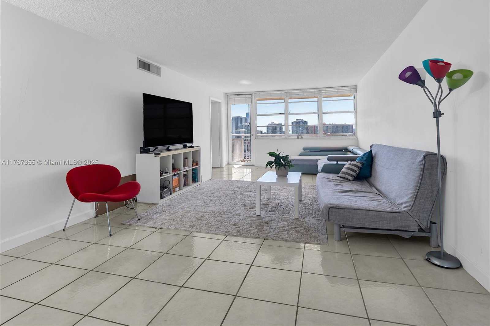 Small Image of 251 174TH ST #2115, Sunny Isles Beach Number 2