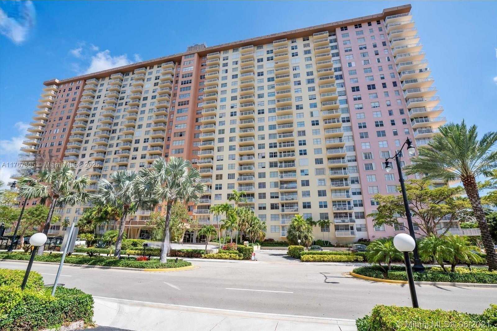 Small Image of 251 174TH ST #2115, Sunny Isles Beach Number 27