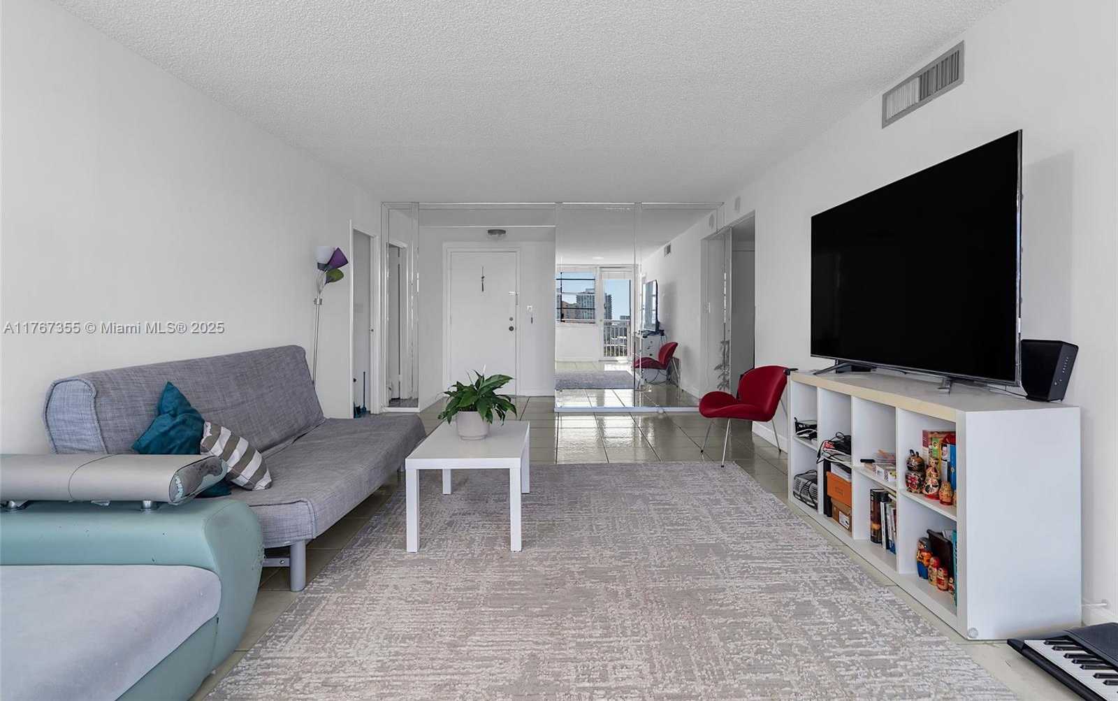 Small Image of 251 174TH ST #2115, Sunny Isles Beach Number 5