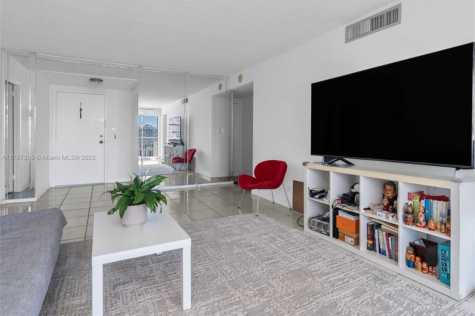 Small Image of 251 174TH ST #2115, Sunny Isles Beach Number 7