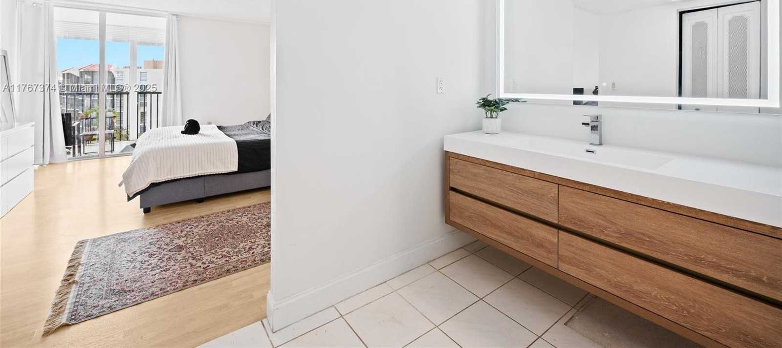 Small Image of 3375 NORTH COUNTRY CLUB DR #608, Aventura Number 22