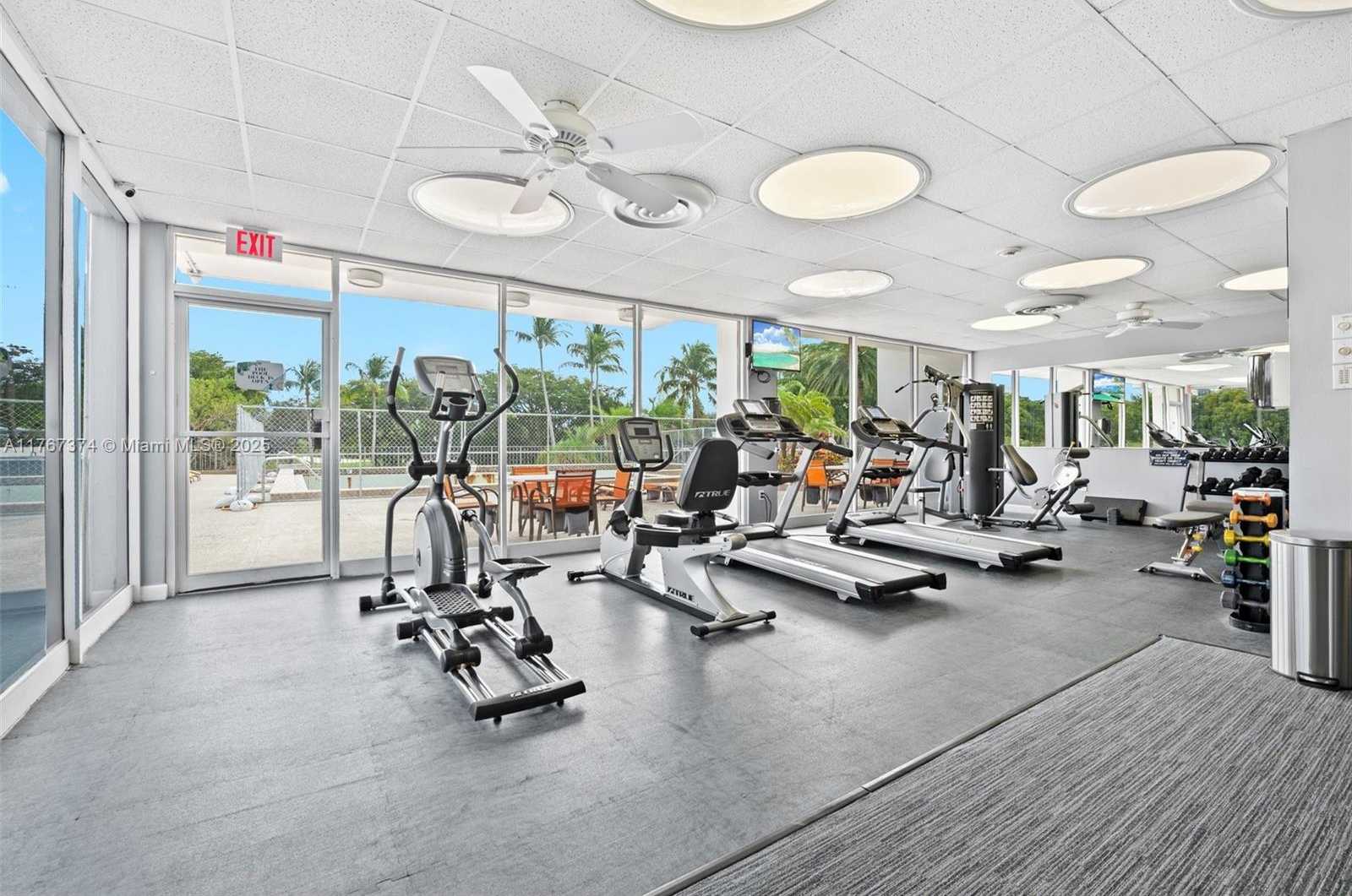 Small Image of 3375 NORTH COUNTRY CLUB DR #608, Aventura Number 25