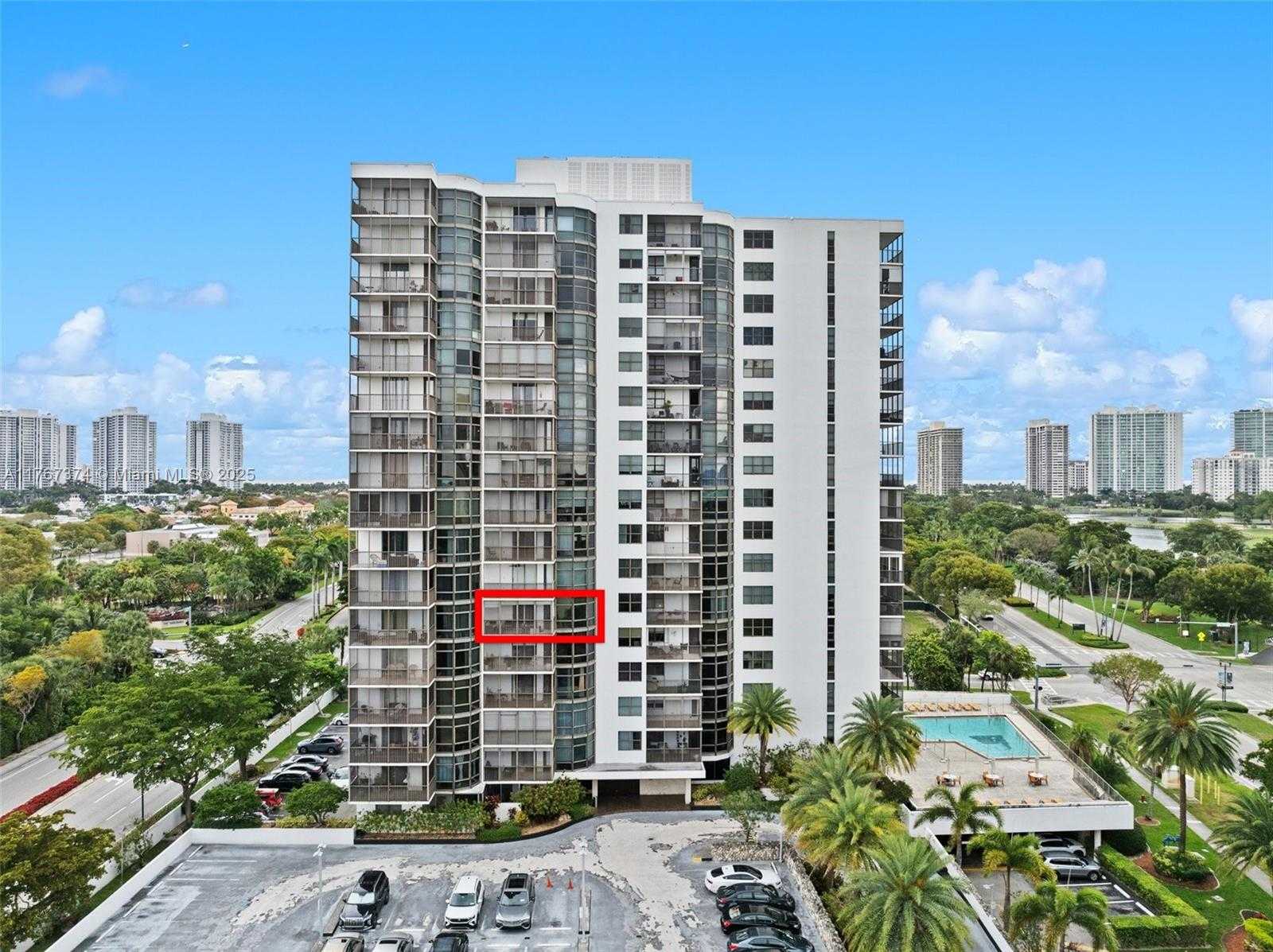 Small Image of 3375 NORTH COUNTRY CLUB DR #608, Aventura Number 28