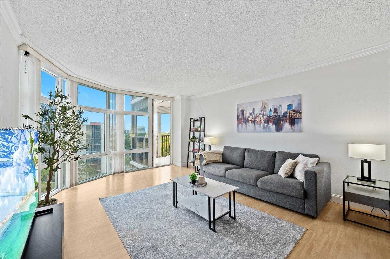 Small Image of 3375 NORTH COUNTRY CLUB DR #608, Aventura Number 3