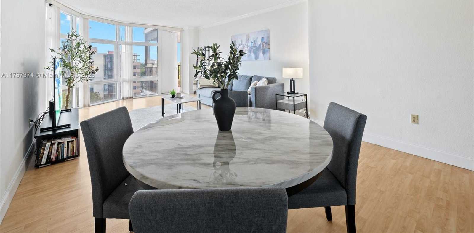 Small Image of 3375 NORTH COUNTRY CLUB DR #608, Aventura Number 7