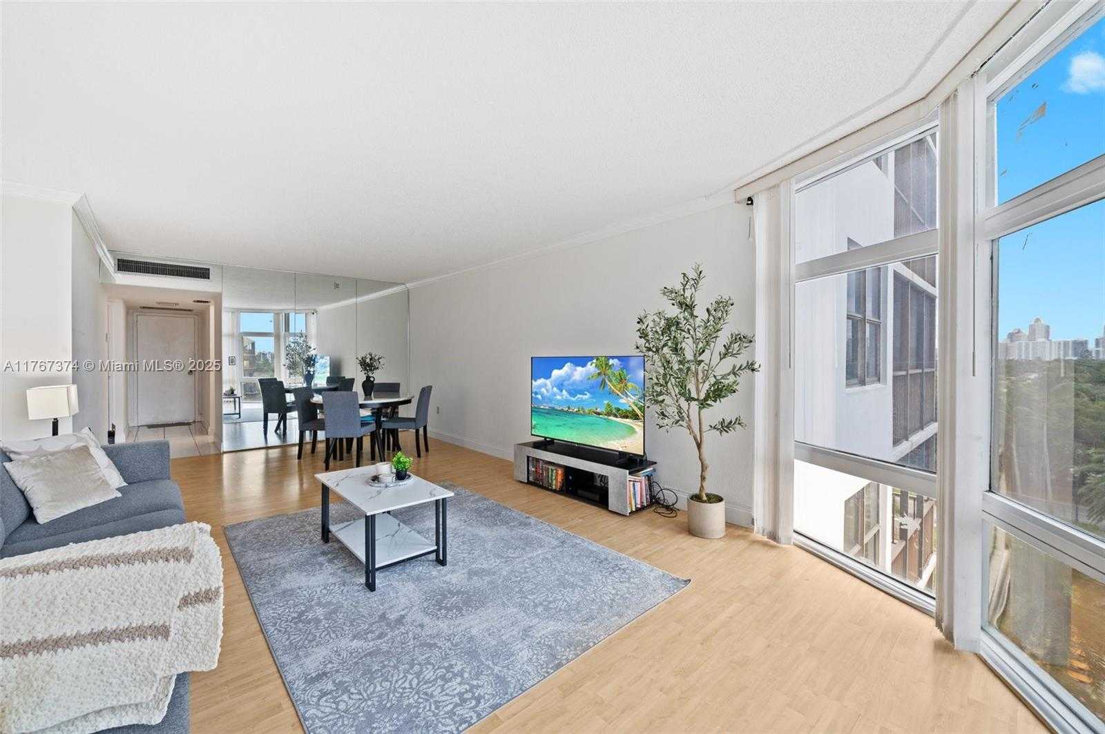 Small Image of 3375 NORTH COUNTRY CLUB DR #608, Aventura Number 8