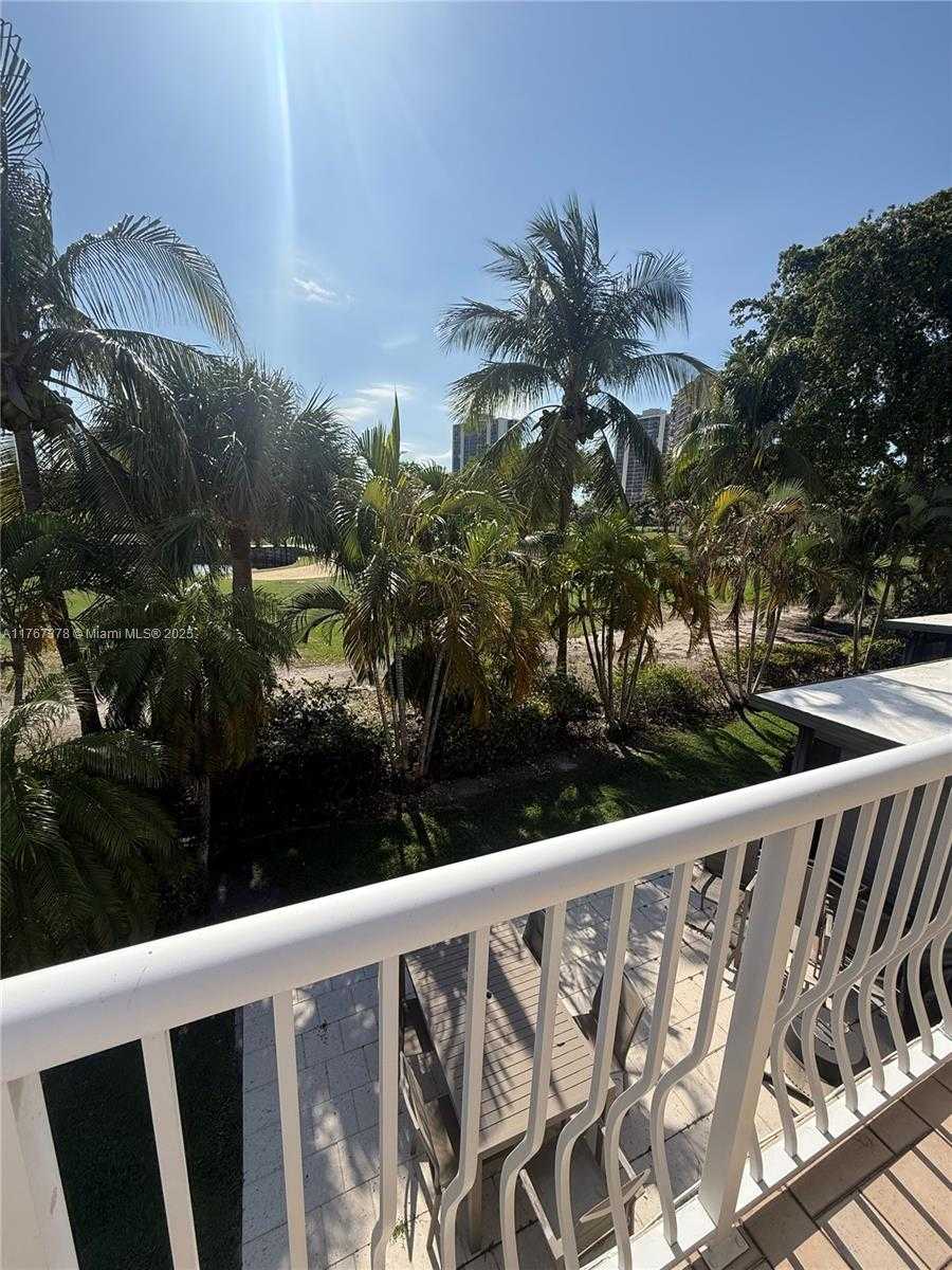Small Image of 20306 NORTH EAST 34TH CT #39, Aventura Number 39