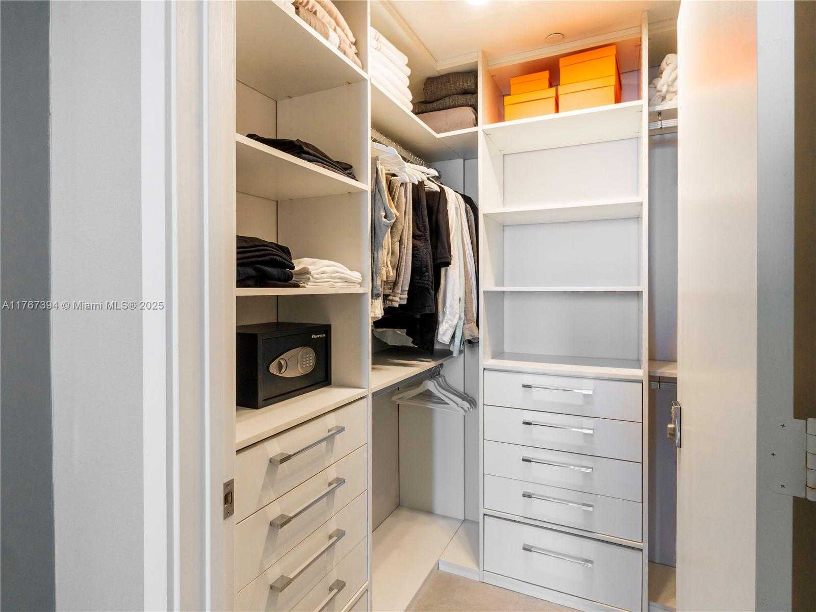 Small Image of 2900 NORTH EAST 7TH AVE #3904, Miami Number 14