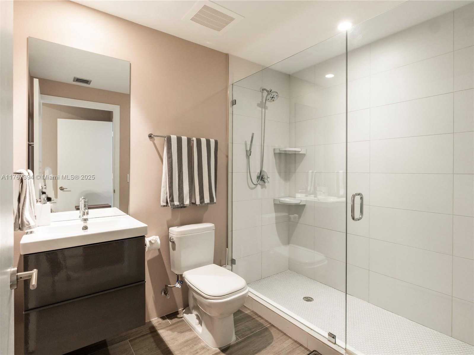 Small Image of 2900 NORTH EAST 7TH AVE #3904, Miami Number 15