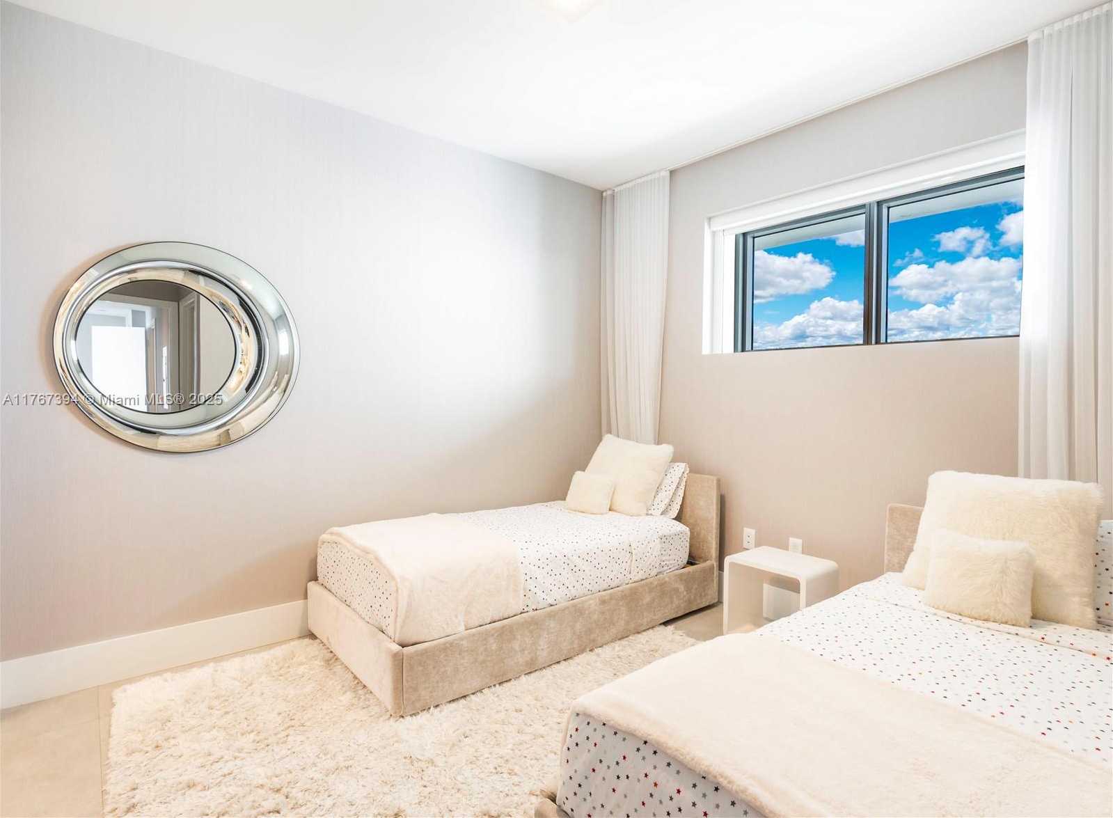 Small Image of 2900 NORTH EAST 7TH AVE #3904, Miami Number 16