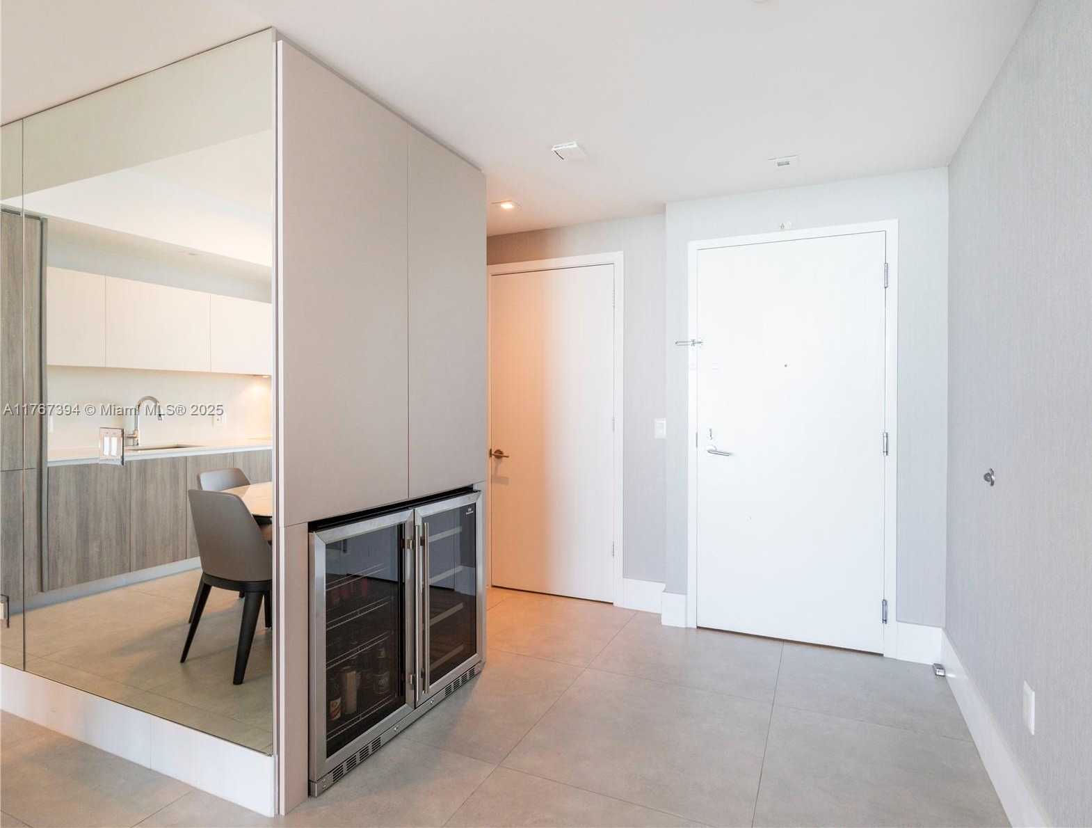 Small Image of 2900 NORTH EAST 7TH AVE #3904, Miami Number 20