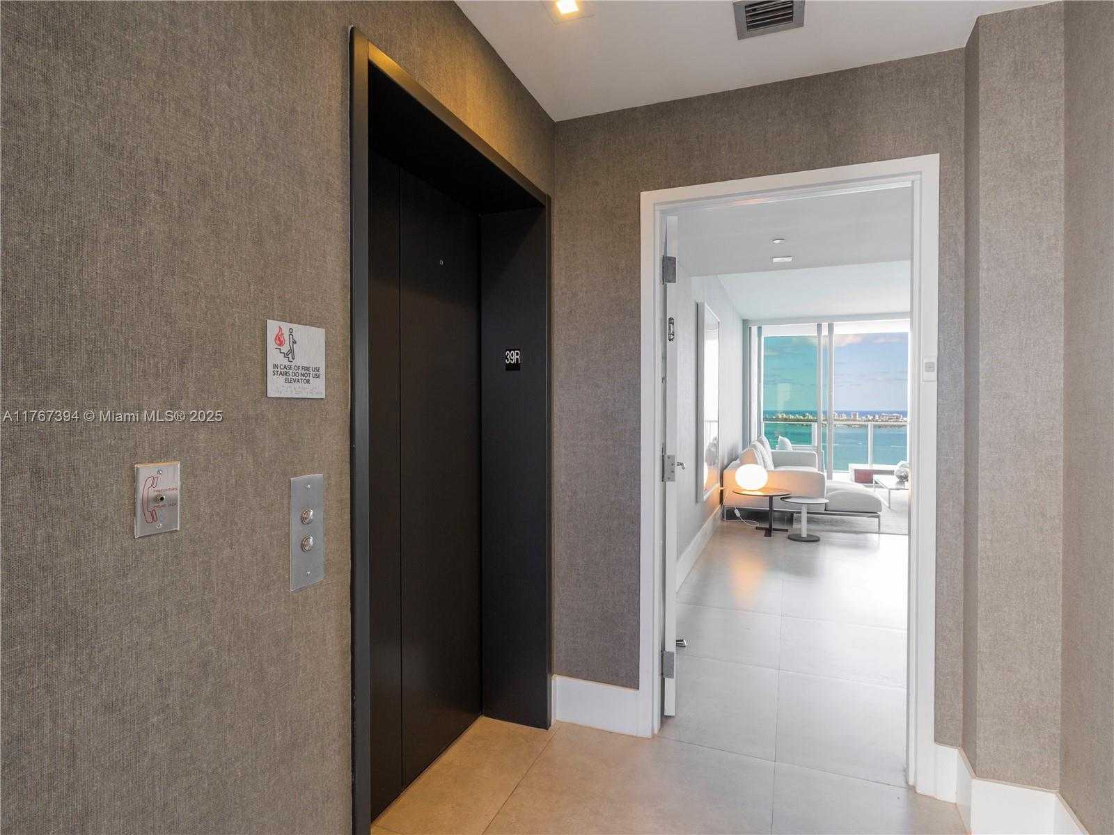 Small Image of 2900 NORTH EAST 7TH AVE #3904, Miami Number 21