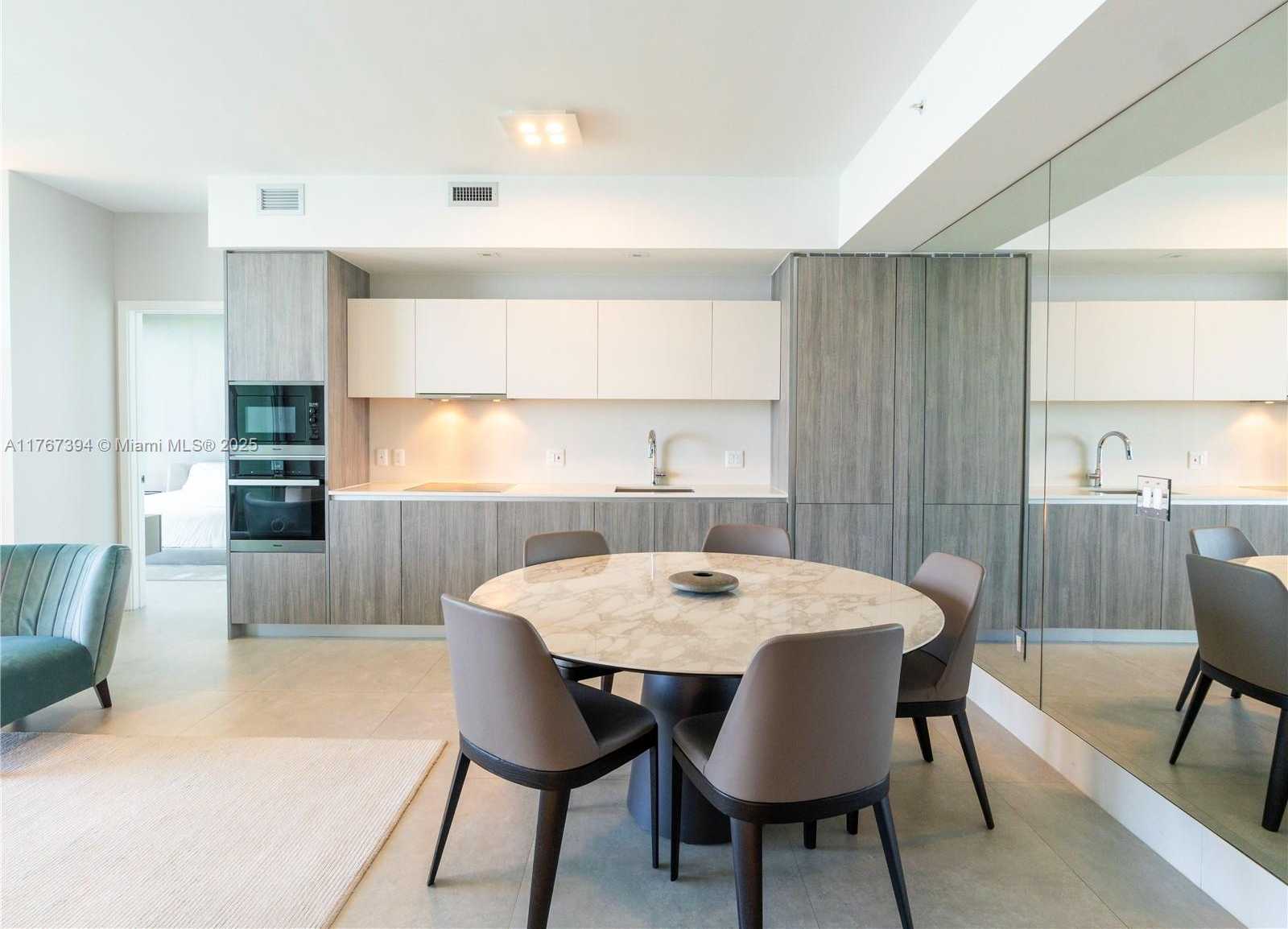 Small Image of 2900 NORTH EAST 7TH AVE #3904, Miami Number 7