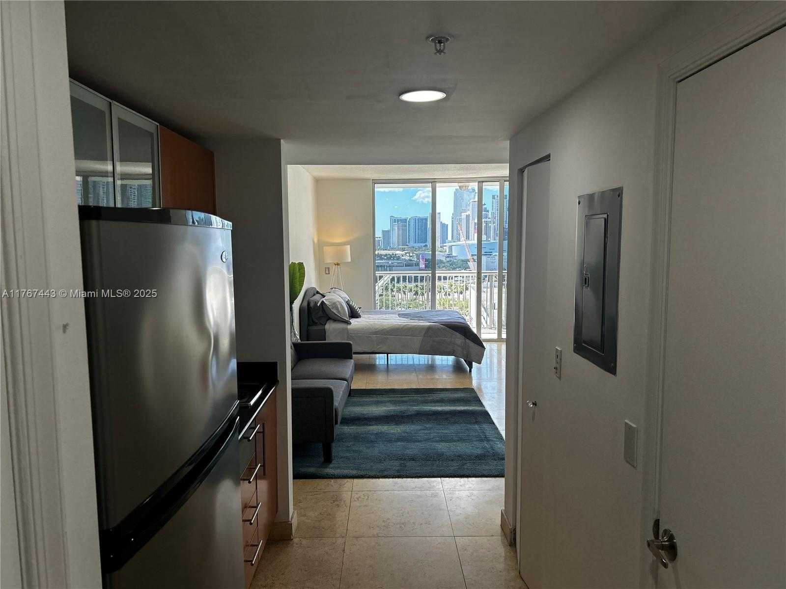 Small Image of 1750 #1808, Miami Number 4