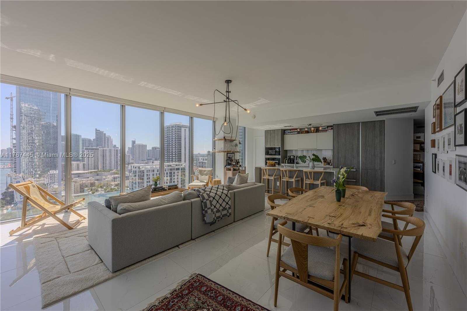 Small Image of 2900 NORTH EAST 7TH AVE #2407, Miami Number 3