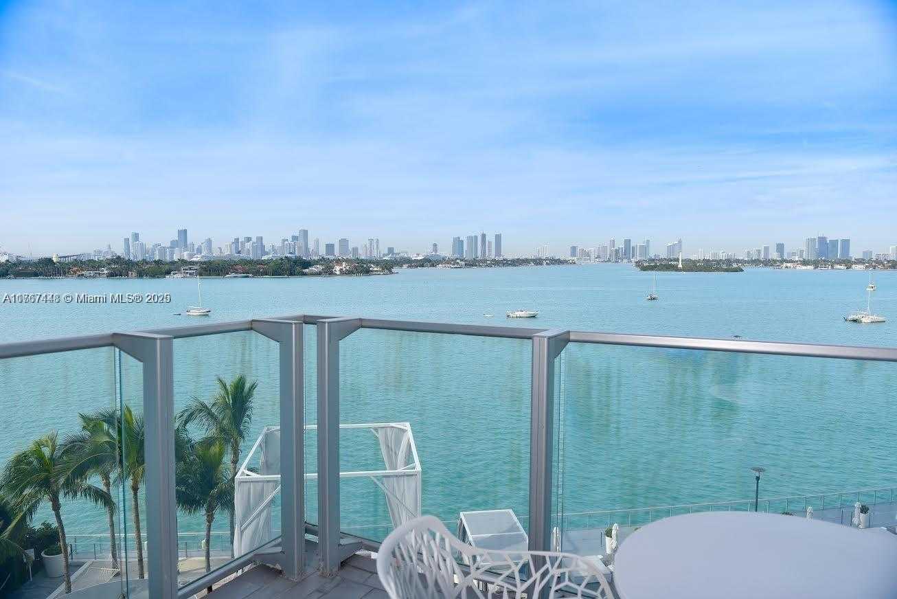 Small Image of 1100 WEST AVE #622, Miami Beach Number 2