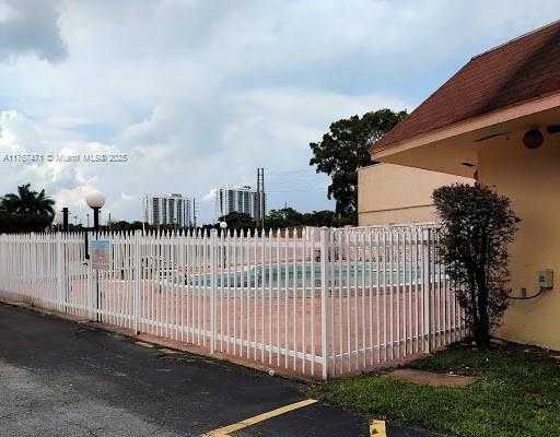 Small Image of 16465 NORTH EAST 22ND AVE #114, North Miami Beach Number 27